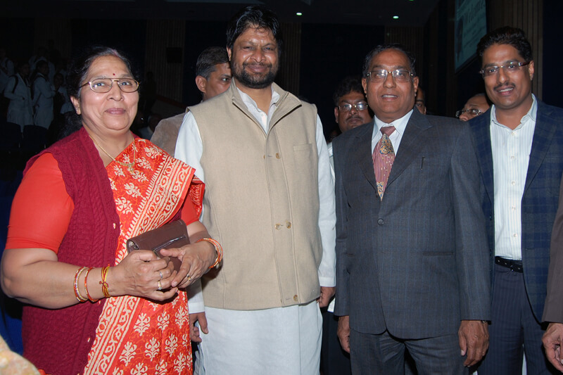 Shri Pradeep Jain Aditya with Suresh Jain at TMU